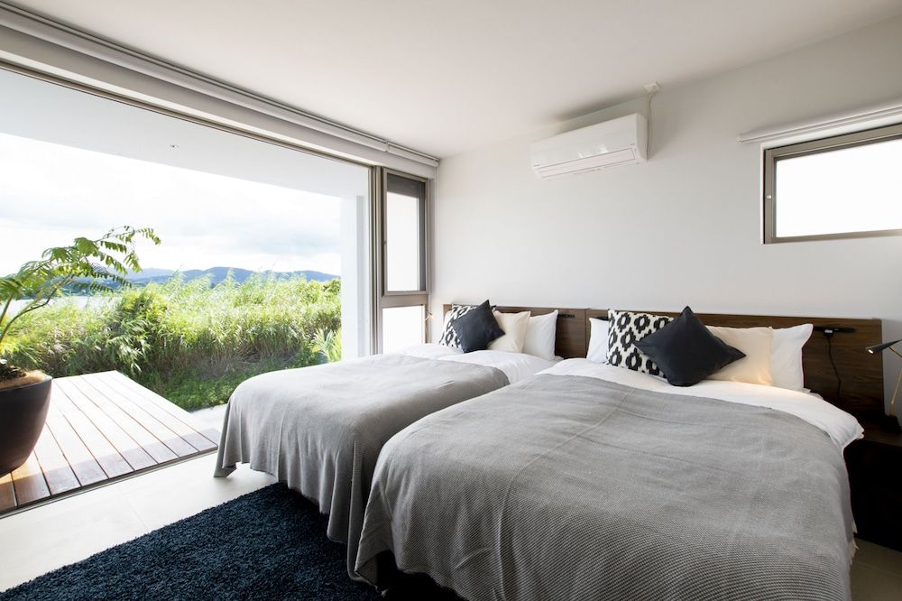 KOURI VILLA Indigo 3