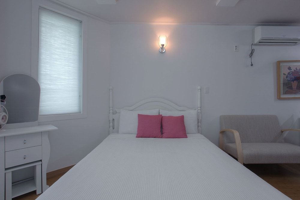 Forest of Color Pension 2