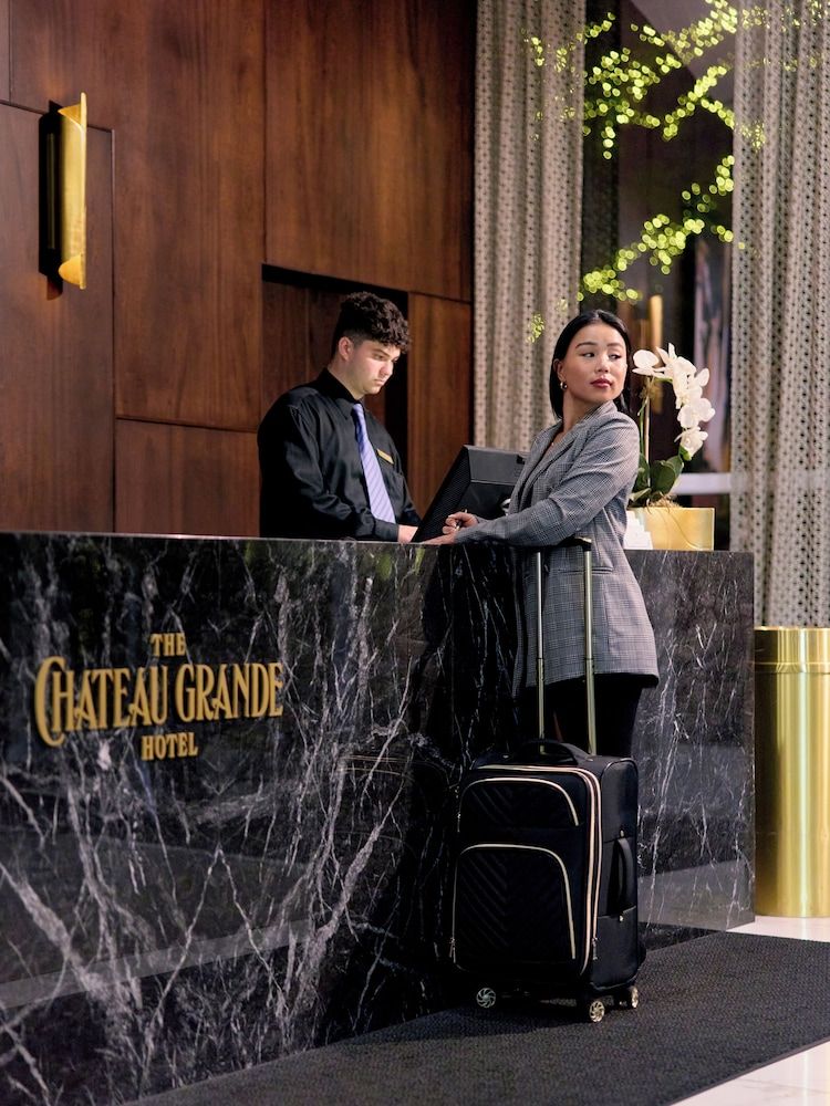 Chateau Grande Hotel 3