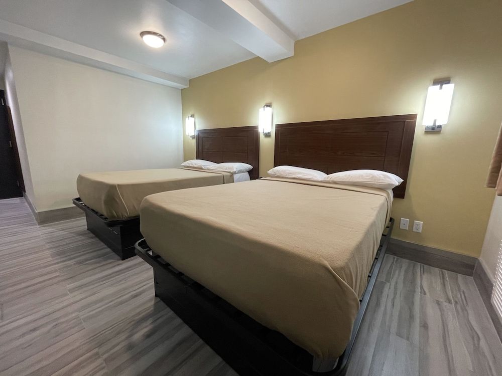 Hotel 369 Brooklyn 3