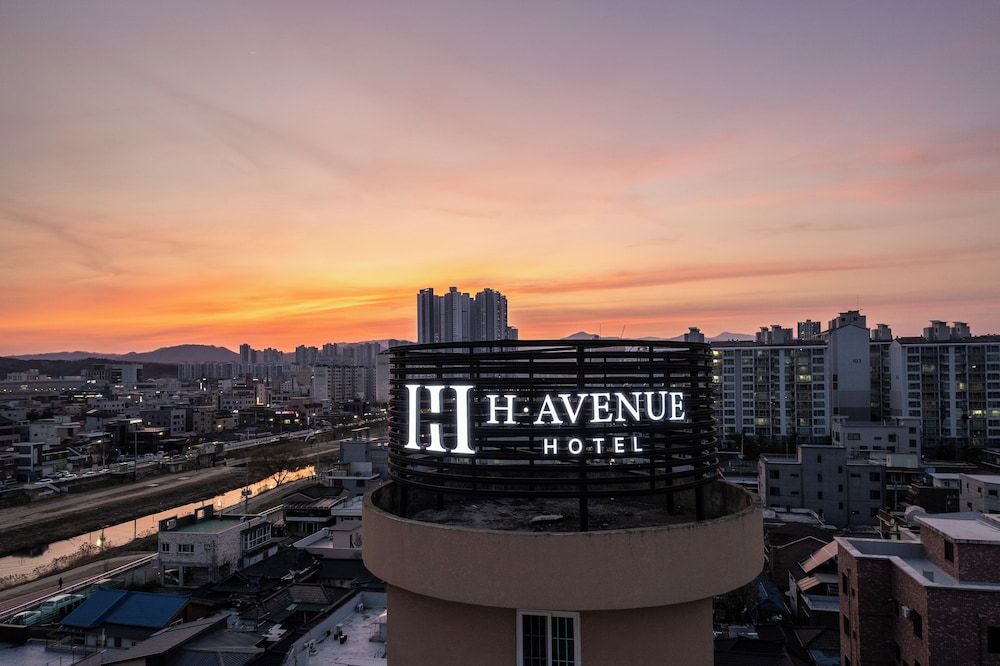H Avenue Chuncheon
