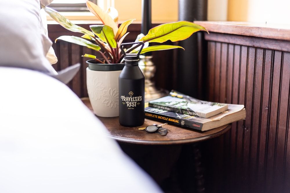 Traveler's Rest Hotel 3