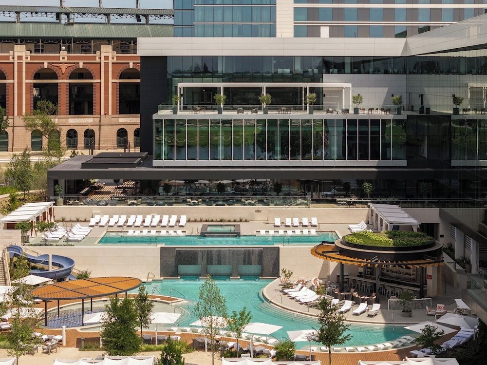 Loews Arlington 4 estrellas en Arlington