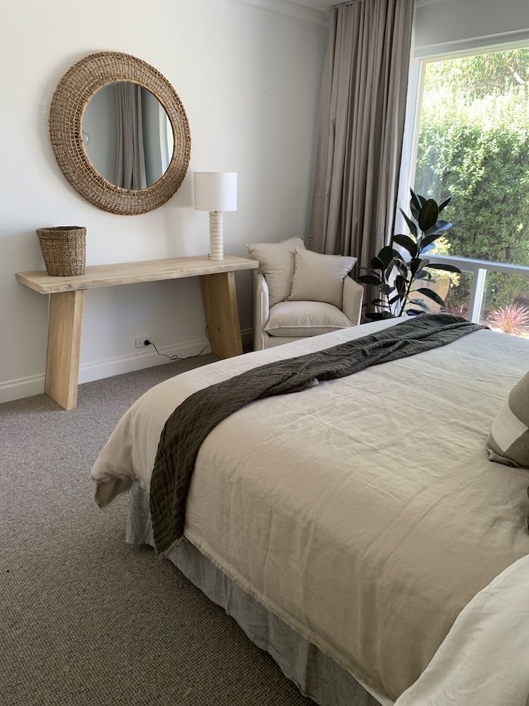 The Retreat at Stirling 2