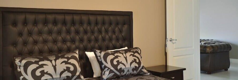 Barkly Suites Apartments 2