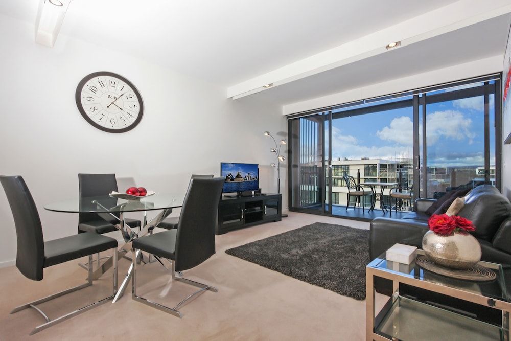 Accommodate Canberra - Dockside 1