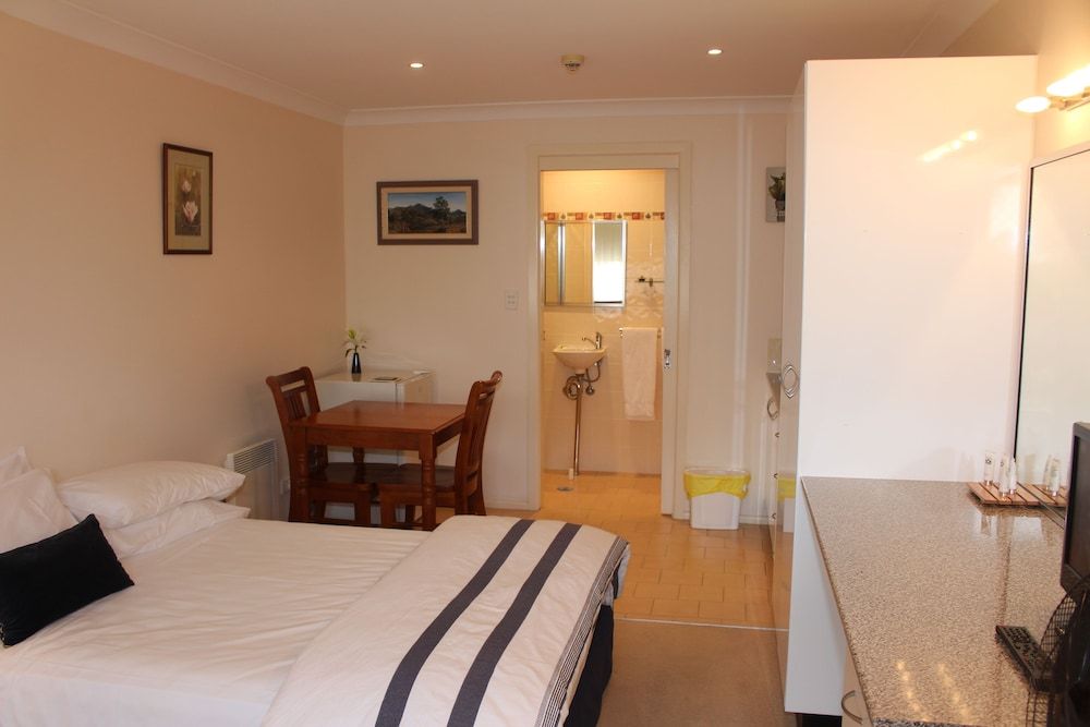 Leura Fairways West 3