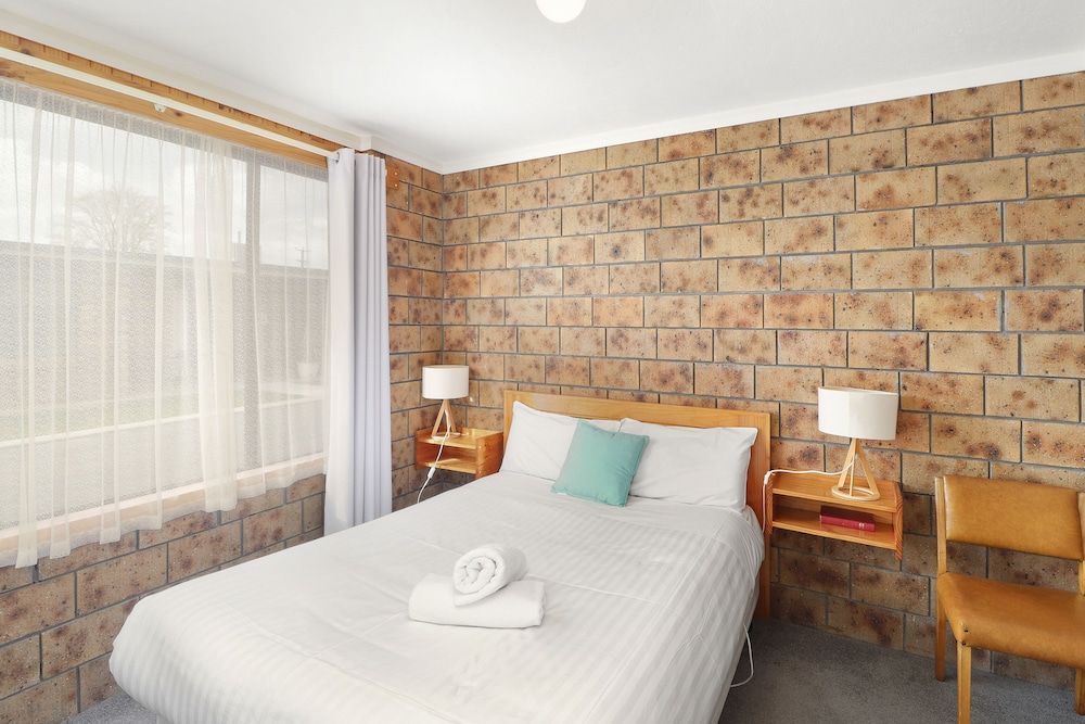 Kellraine Holiday Units 3