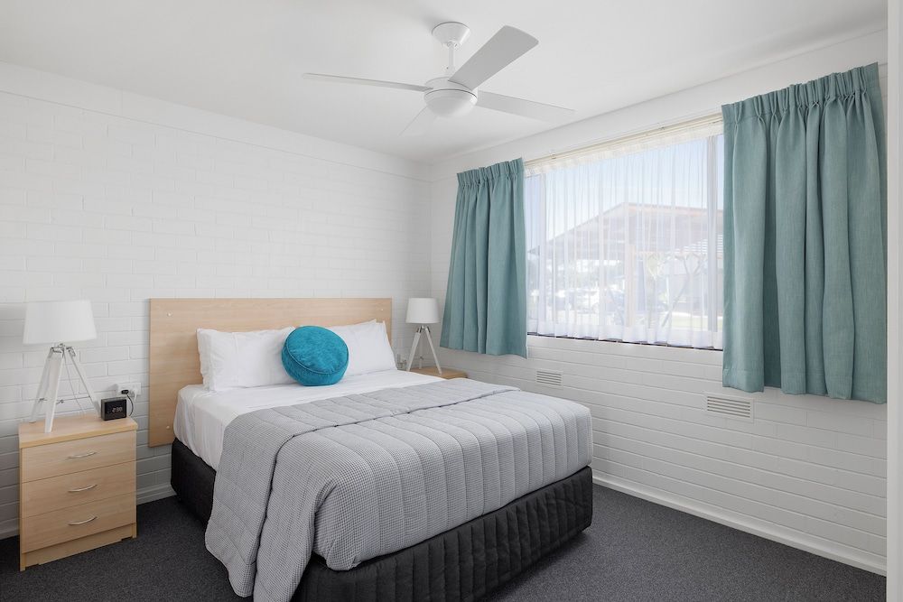 Seaside Holiday Resort Fingal Bay 3