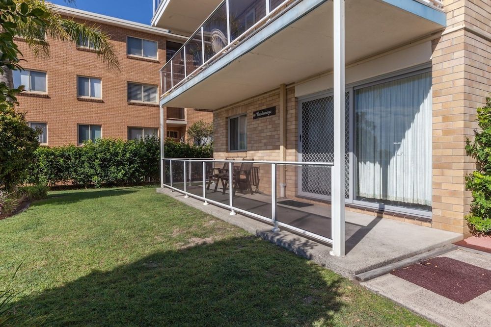 Castaways Unit 1, 17 Shoal Bay Road