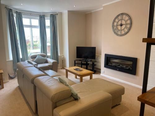 Belle-Vue Apartments 2