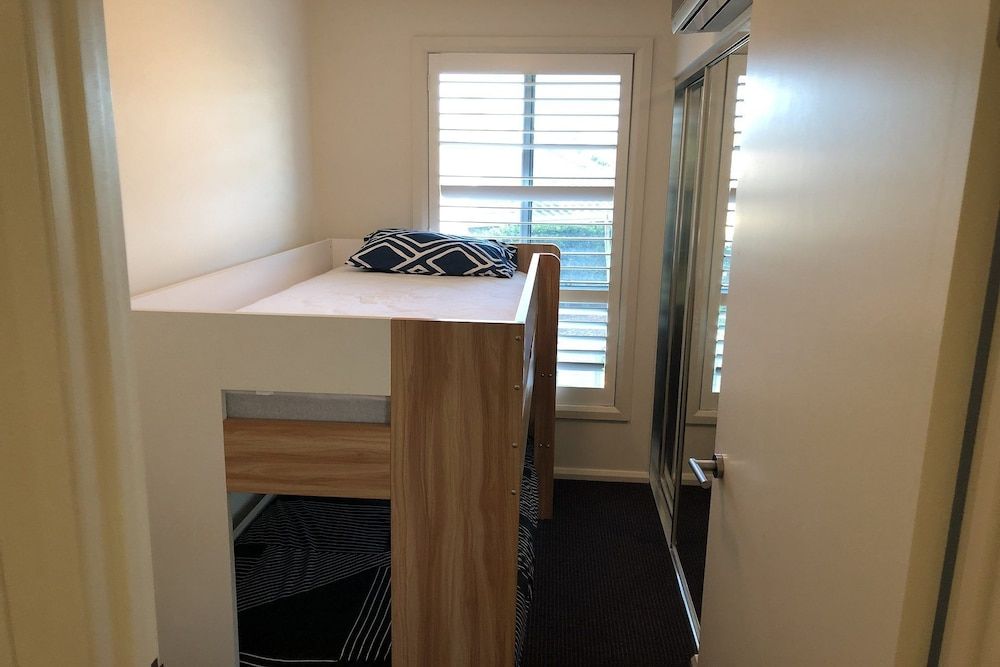 Pacific Blue 505-265 Sandy Point Road 2