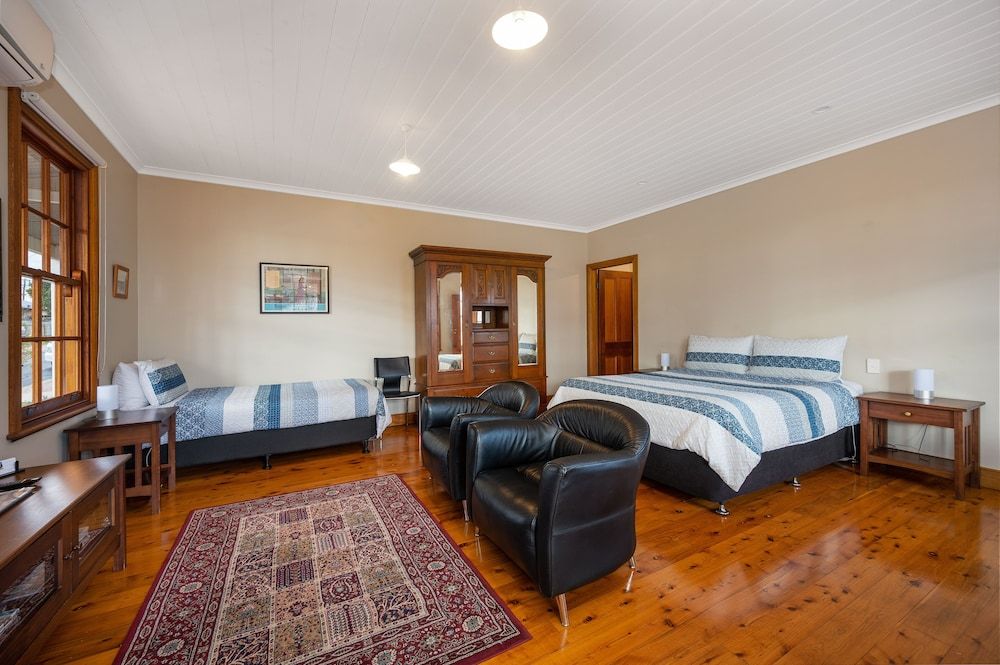 Telegraph Station 4 stelle a Gulgong