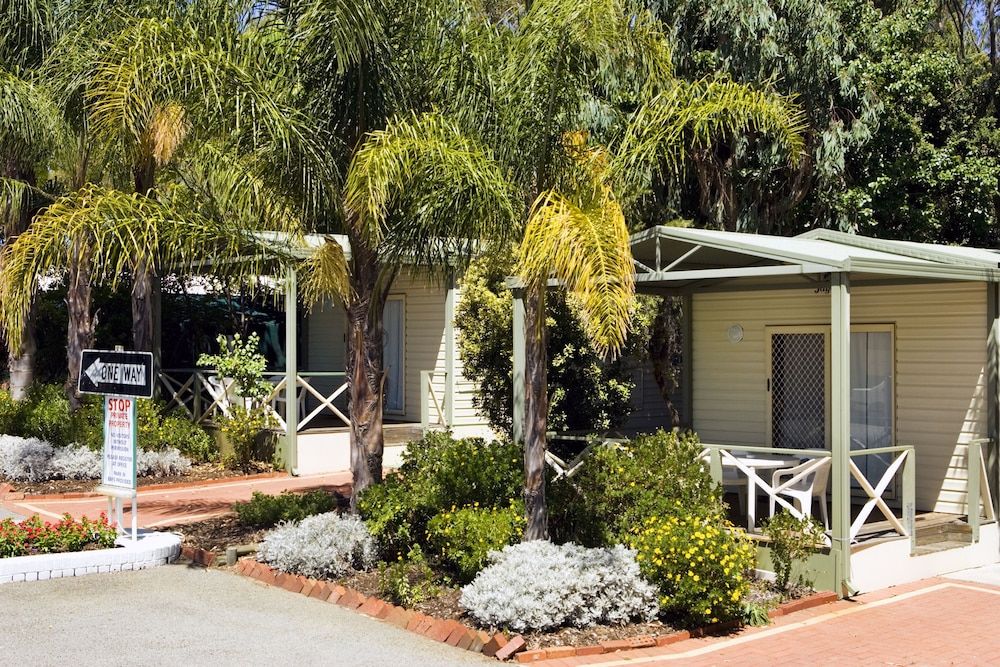 Acclaim Kingsway Tourist Park 2