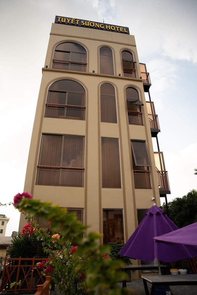 Tuyet Suong Hotel 3 estrelas em Quảng Ngãi