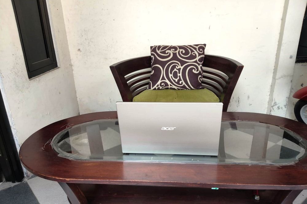 Hotel O Homestay Bu Sun SyariahNearTaman Rekreasi & Pemandian Taman Suruh 2