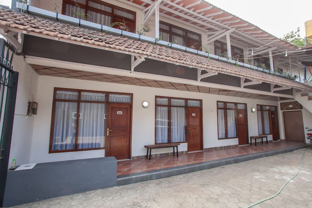 RedDoorz @ Panglima Sudirman Probolinggo 2 estrelas em Probolinggo