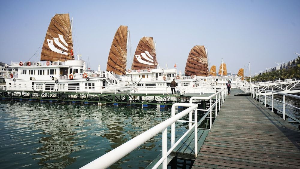 Legend Halong Private Cruise 5 estrellas en Hạ Long