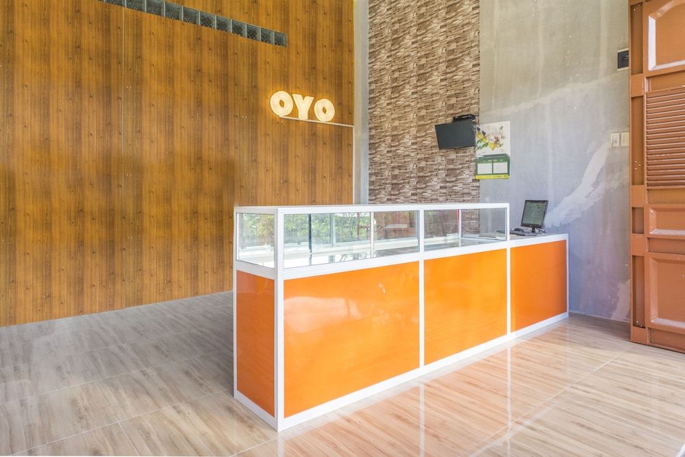 OYO 1512 Hotel Harley 3