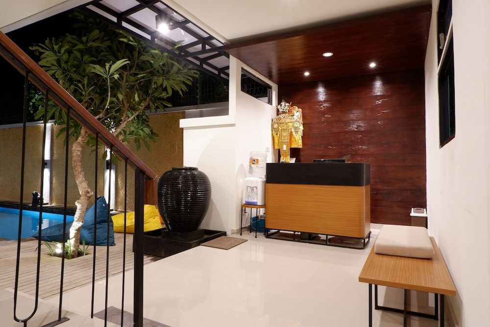 Villa & Hotel B52 Gili Air 2