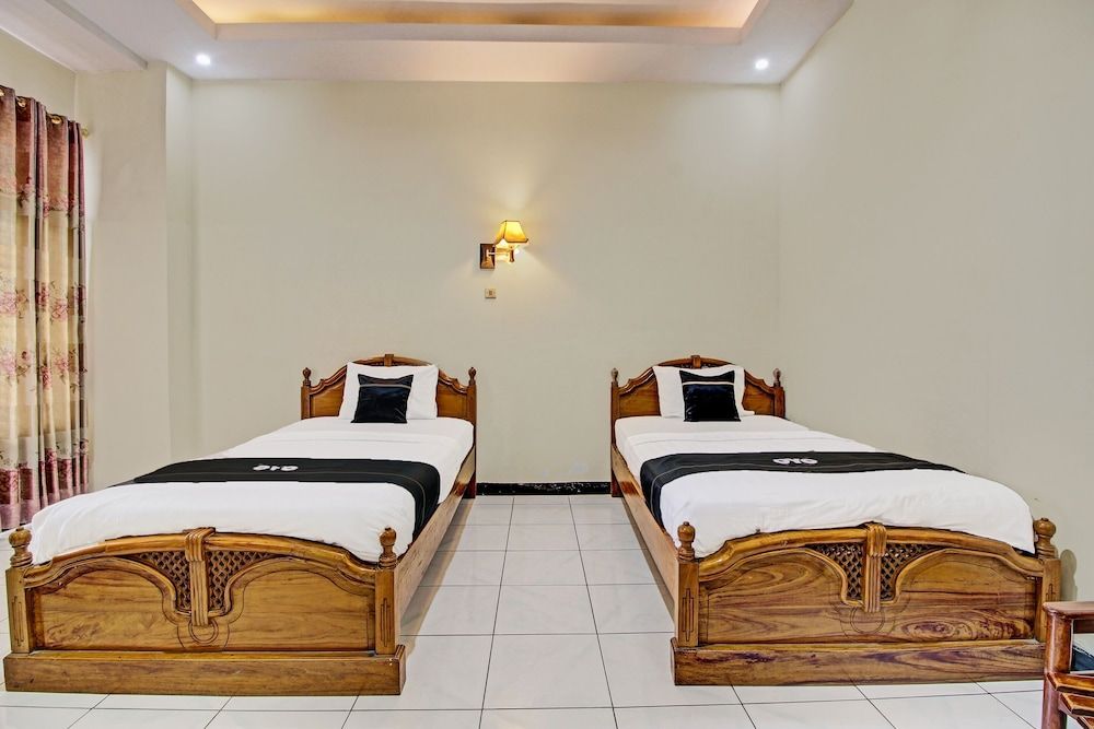 Collection O 92242 Hotel Tanjung Emas 3