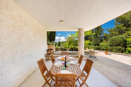 Villa Il Tulipano Verde by BarbarHouse 3