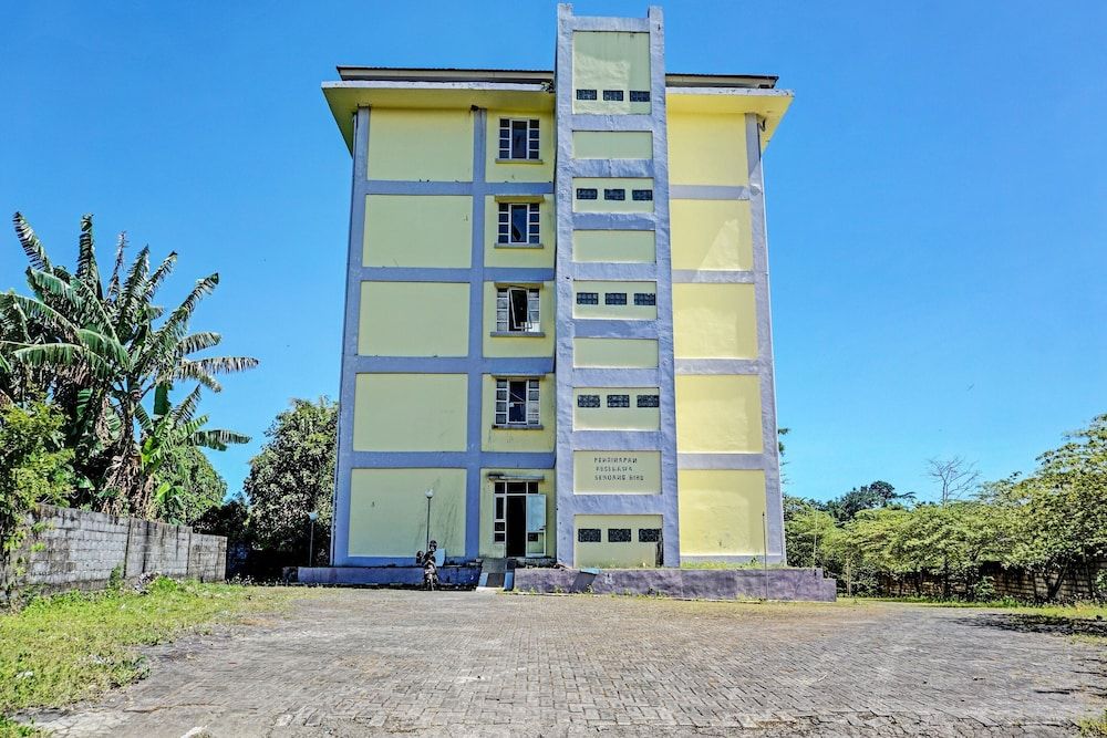 SPOT ON 92374 Penginapan Rusunawa 2 estrellas en Malang