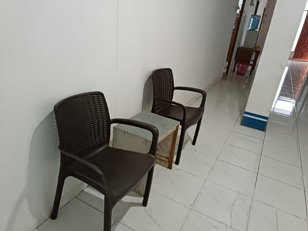 Hotel O Azeela Kost Syariah 2