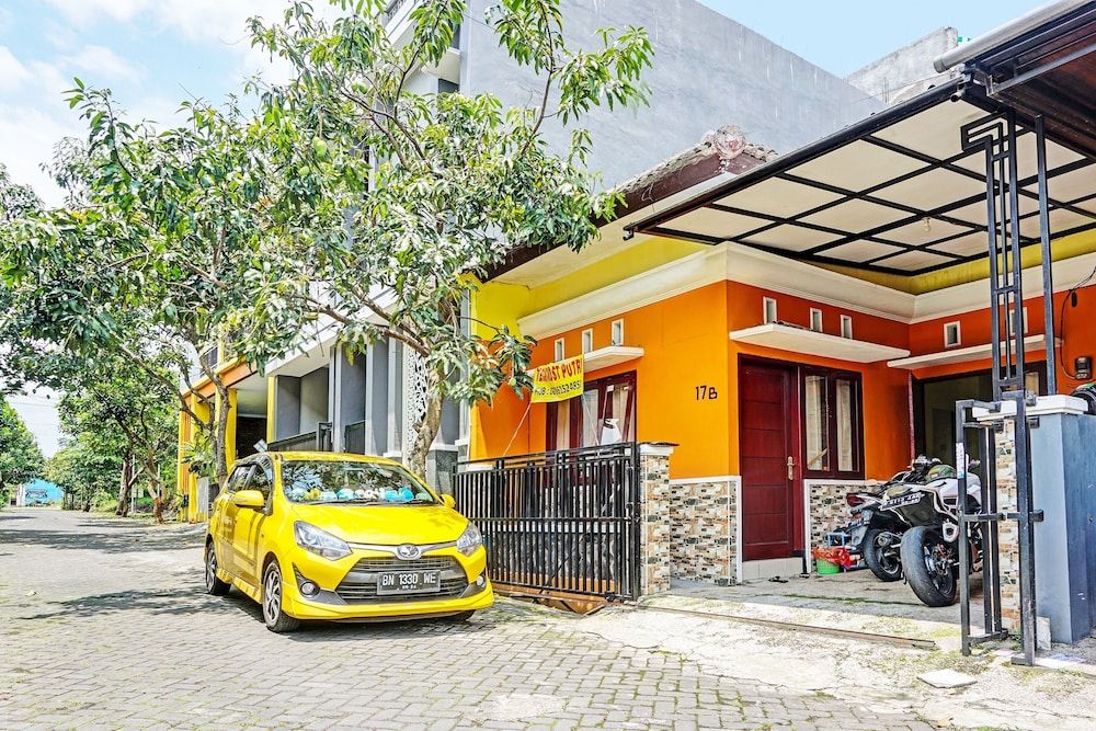 OYO Life 91931 Permata Brantas Syariah Homestay 2 estrellas en Malang
