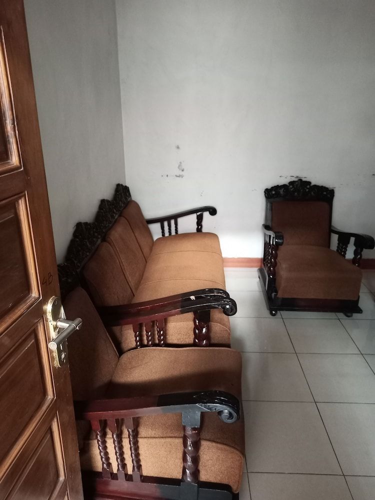 Hotel O Penginapan Hj Lilis Syariah 2 estrelas em Sukabumi