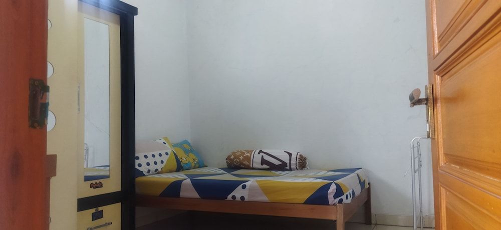 Hotel O Penginapan Hj Lilis Syariah 3