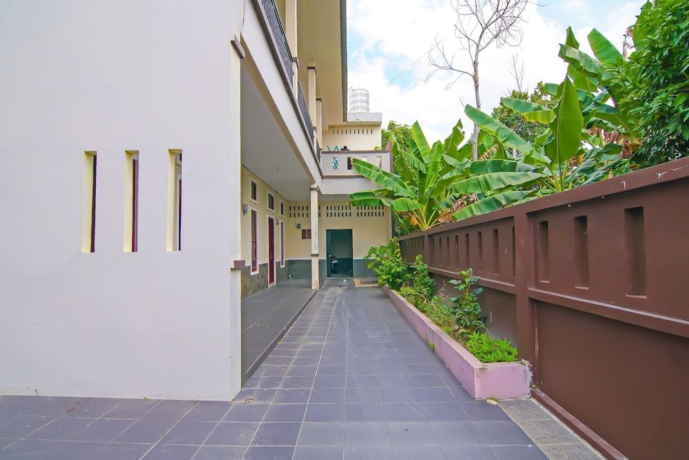 Hotel O Putri Guest House Syariah Near SPBU Rimbo Panjang 2