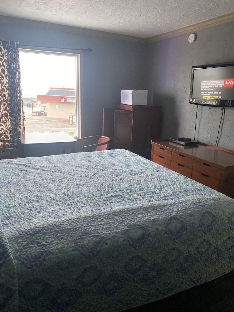 Surf Motel and Apartments 2