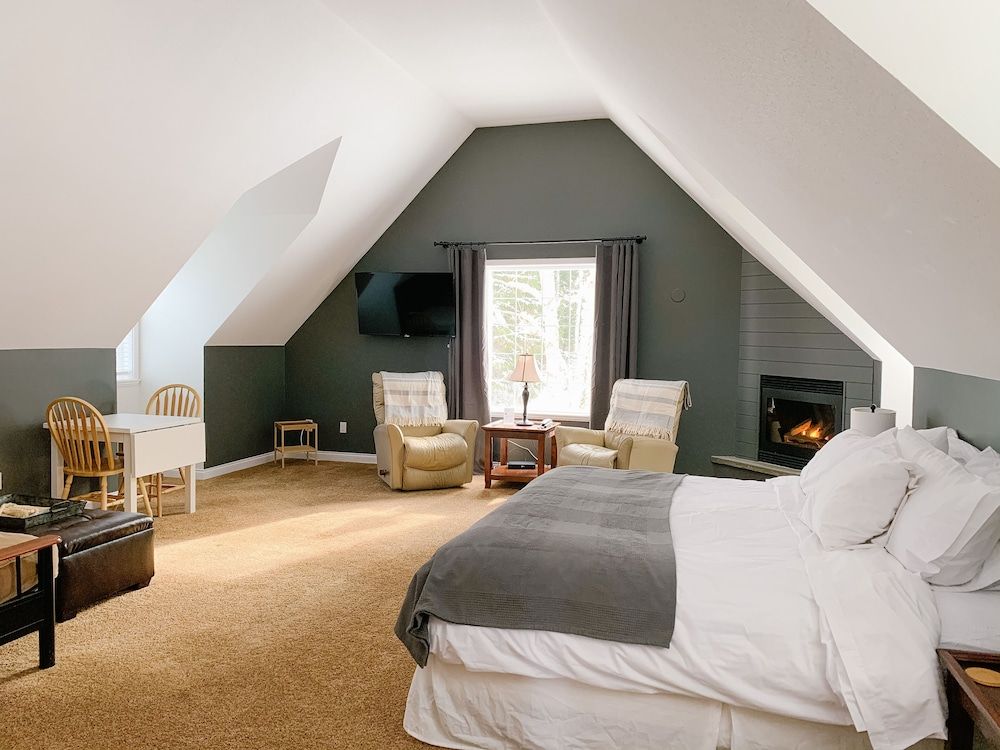 The Inn at the Ninth Hole B&B 2