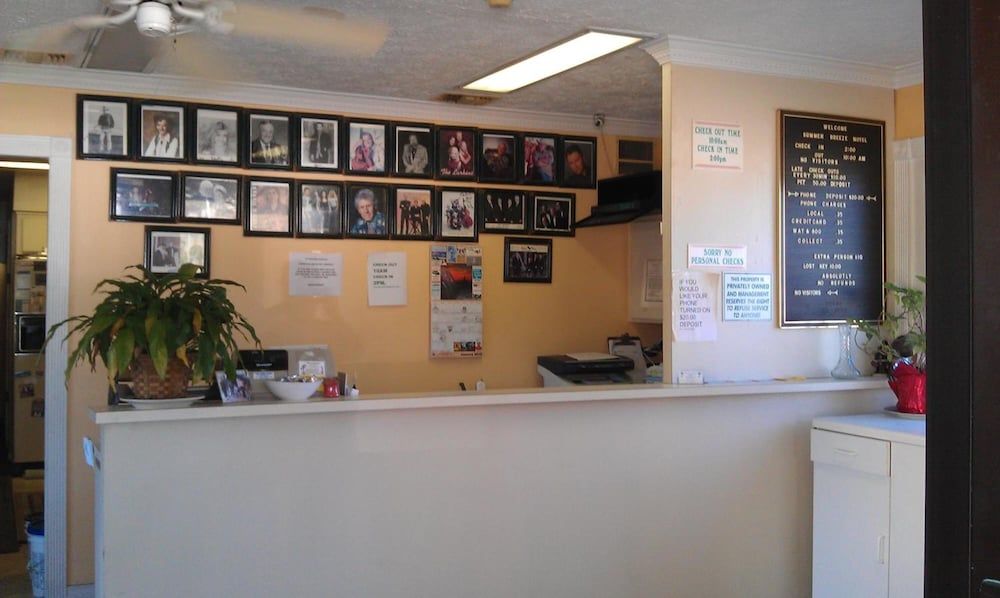 Summer Breeze Motel 2