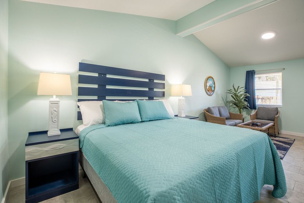 Salt Air Inn & Suites 2