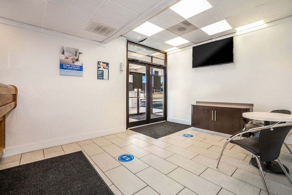 Motel 6 Florence, SC 3