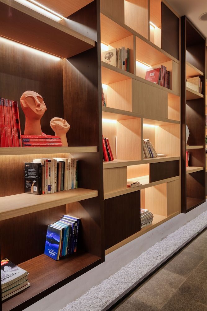 Wing Hotel Guilin- Pedestrian Street 3