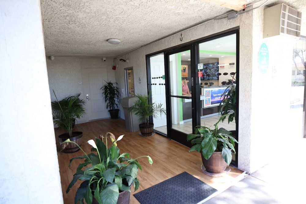 Motel 6 Barstow, CA 3