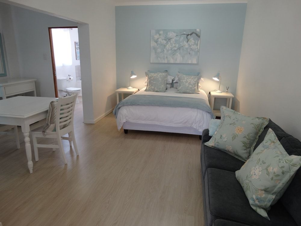 By the Way Guesthouse 2