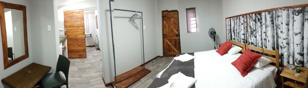 Teri Lemveli Lodge 3