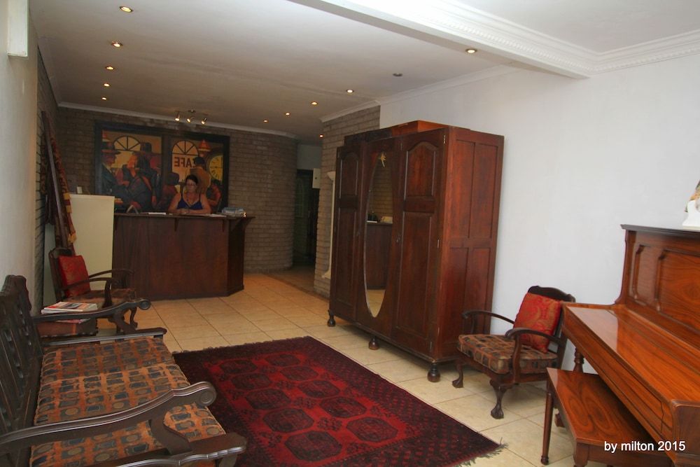 Sunset Ridge Guesthouse 2