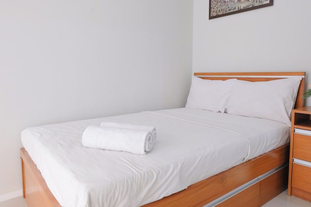 Great Deal 2Br At Apartment Parahyangan Residence 2