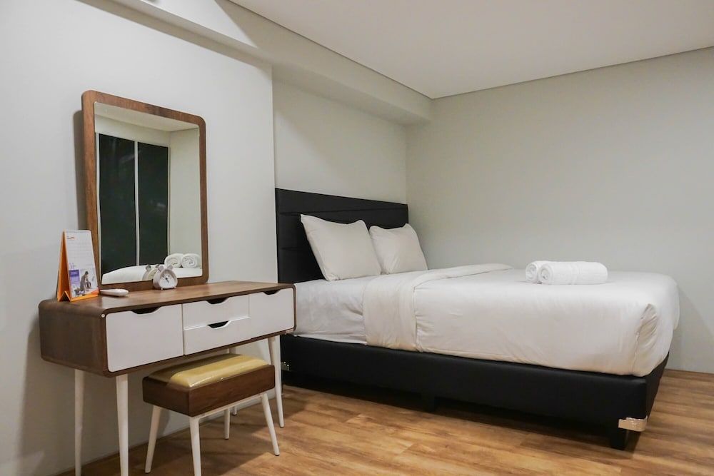 Modern 2BR Apartment at Maqna Residence 2