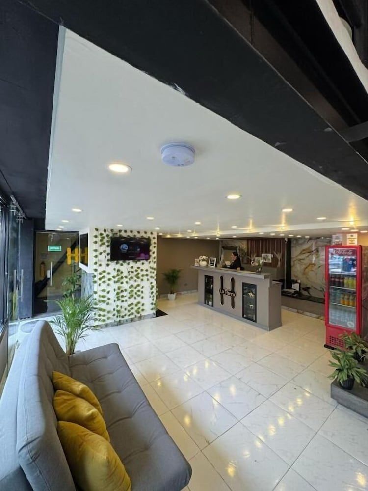 hotel la porra 2