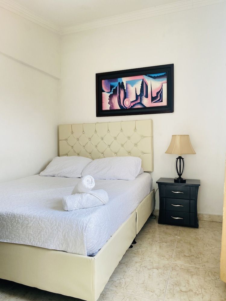 Hotel West California 3