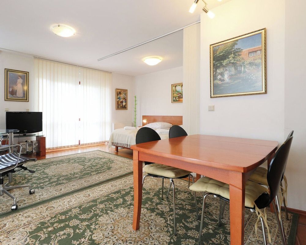 Rosa Weneda by Baltic Home 2