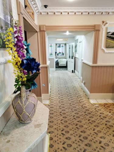 Castle Hotel 3