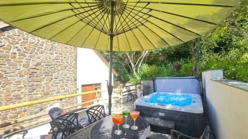 CROYDE THATCHERS HIDEAWAY 2 Bedrooms 4 estrelas em Braunton