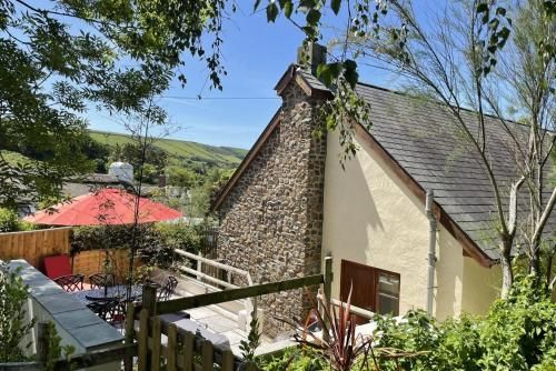 CROYDE THATCHERS HIDEAWAY 2 Bedrooms 3